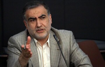 علیرضابیگی: احمدی‌ نژاد بنا ندارد رضا پهلوی شود/می خواهند ناکامی دولت رئیسی را به حساب احمدی نژاد بگذارند