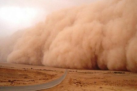 ذرات «ریز» دردسرساز / راه مقابله با ریزگردها چیست؟