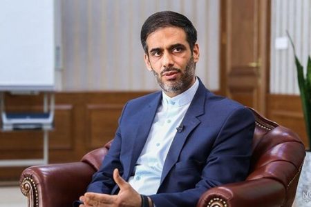 سعید محمد از رئیسی حکم ریاست گرفت