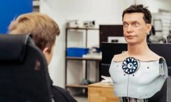 چند می‌گیری چهره‌ات را به ربات بفروشی؟