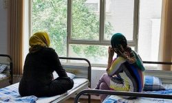 زندگی خانواده‌های بی‌سرپناه در شلترها/ پدر در مرکز مردان، مادر و فرزند در بخش زنان