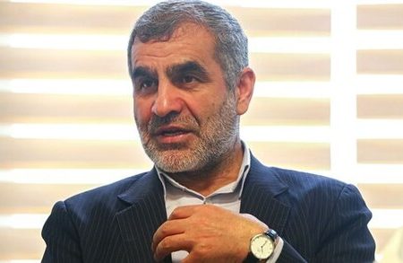 نیکزاد ، نایب رییس مجلس : رئیس اتاق بازرگانی ایران حرف گنده‌تر از دهنش زده است