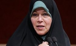انتقاد فائزه هاشمی از حامیان طرح اجباری شدن معالجه زنان توسط پزشکان زن / ایران کره شمالی نیست