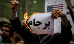 هواداران مراسم ترحیم برجام ،حامی جشن تولد احیای توافق شدند/ دنده عقب در اتوبان سیاست