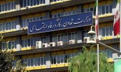 استناد وزارت کار به تکذیب سخنگوی دولت برای حمله به رسانه ها