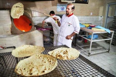 نان امسال گران نمی‌شود/ خرید نان با تمام کارت های بانکی یارانه دار