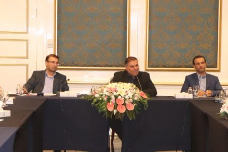 جلسه معاونت پارلمانی وزیر میراث با مدیران کل ۱۱ استان در مورد مجتمع های رفاهی
