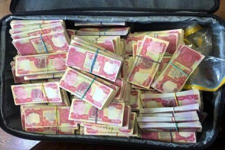 تقاضا برای دینار بالا رفت/ دینار عراق چند؟