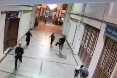 چرا دو حادثه امنیتی به فاصله کمی در شیراز رخ داد؟/ توجه پلیس و نیرویهای امنیتی به کارهای دیگر، آسیب وارد کرد
