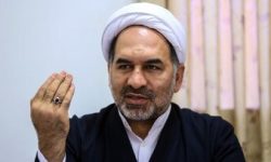 امام علی می‌گفت تلاش نکن عیوب مردم را کشف کنی، اما ما مردم را تشویق به جاسوسی و گزارش و عکس از خطای یکدیگر می‌کنیم