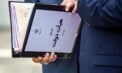 روزنامه جمهوری اسلامی: پرونده‌های فساد در دولت سیزدهم را بدون‌مسامحه ورق بزنید