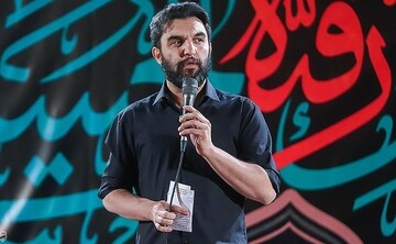 پاسخ کنایه آمیز یک مداح به امیرحسین ثابتی با هشتگ جام جهانی قطر/ حنای شما دیگر رنگ ندارد/ این اداها به شما و قبیله‌تان نمی‌آید