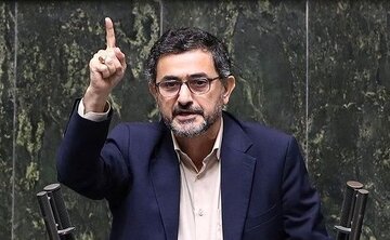واکنش تند یک نماینده به اظهارات جدید قاسمیان/ حال که اطلاعات سپاه، وزارت اطلاعات و دادگاه روحانیت ارشادت نکردند من می‌گویم