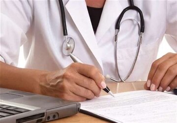 چرا اعتماد جامعه به پزشکان نسبت به قبل در حال کاهش است؟