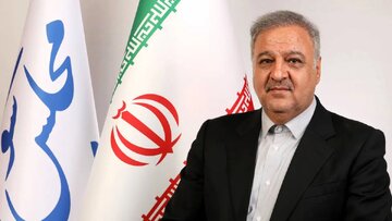 تجلیل رئیس مجمع نمایندگان همدان از وزیر جهاد کشاورزی در آیین رونمایی طرح ملی رفع تداخلات اراضی