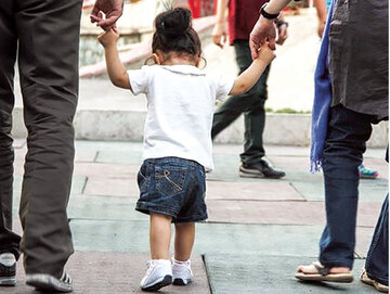 چرا خانواده ایرانی بعد از دهه ۷۰ کوچک شد؟