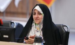 بهروزآذر: استعلام دولت برای موتورسواری زنان؛ منع قانونی ندارد