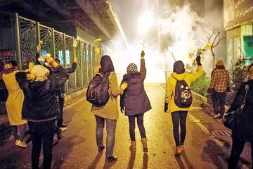 چگونه میتوان به مطالبات مردم که در اعتراضات اخیر مشخص شد پاسخ داد/ با صداوسیمای فعلی نمی توان رضایت مردم را جلب کرد