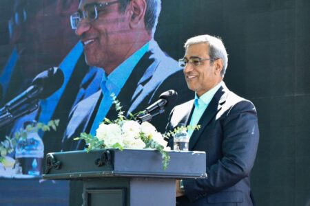 استاندار خراسان رضوی بر اهمیت توسعه تولید و سرمایه‌گذاری صنعتی تأکید کرد