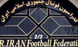 شووخی تلخ روزنامه اطلاعات: دولت همه کارهای مملکت را بسپارد به فدراسیون فوتبال!