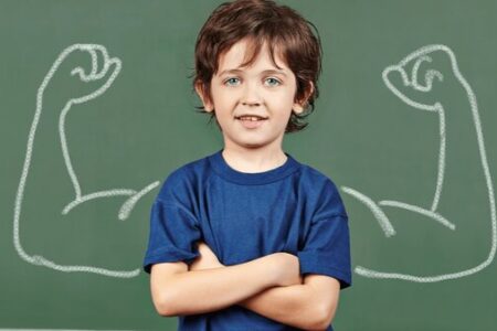 روشهای افزایش اعتمادبهنفس به زبان ساده؛ از هدفهای کوچک تا پذیرش اشتباه