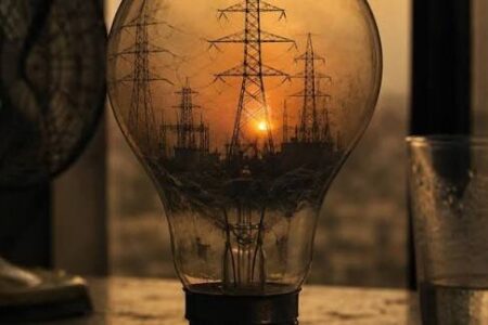 معاون وزیر نیرو: تاریخ دقیق برای پایان خاموشی ها اعلام نمی کنیم/ شاید زمستان هم برق برود