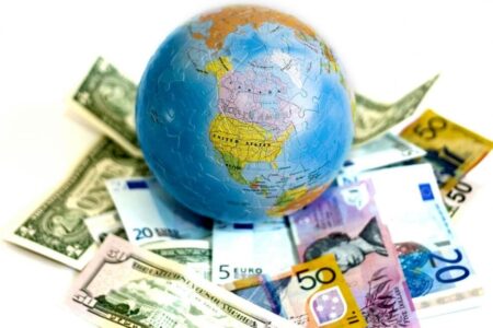 جنگ چگونه اقتصاد جهان را تحت فشار قرار داد؟ / بدهی جهانی به بالاترین سطح پس از جنگ جهانی دوم رسیده است