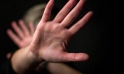 زنکشی را به اختلافات خانوادگی تقلیل ندهید؛ سکوت درباره زنکشی مصداق خشونت نهادی علیه زنان است